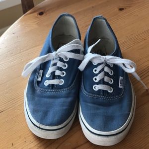 Women’s Lace-up Vans